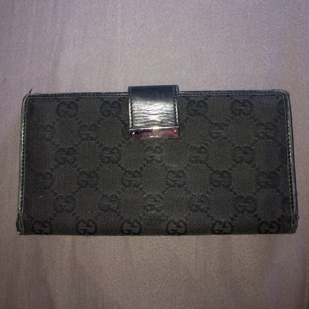 GUCCI GG Monogram Canvas Black Bifold Long Wallet